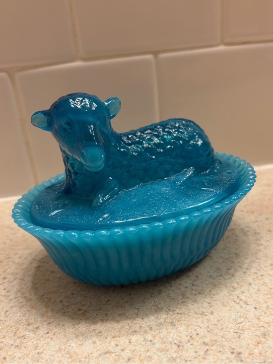 Boyd Art Glass Other - Boyd Blue Vaseline/Uranium Glass Lamb Covered Dish